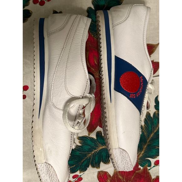 Nike Classic Cortez '72 Dimension Six Sneakers - Picture 5 of 8